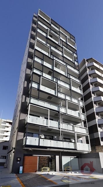 大阪市浪速区戎本町のマンションの建物外観