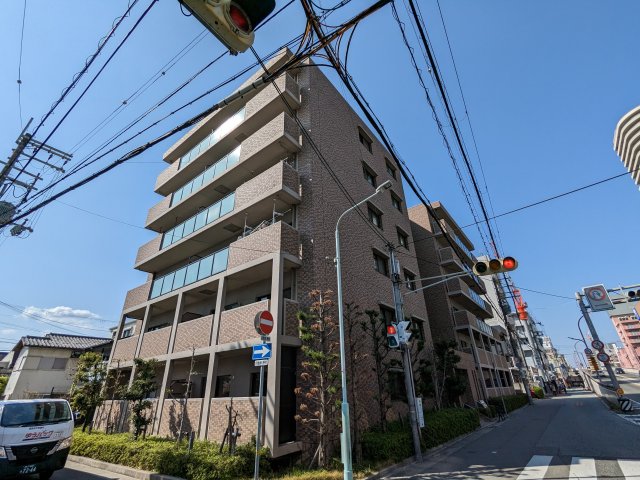 【サンリット立花の建物外観】