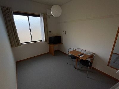 居室・リビング　1階は絨毯仕様です