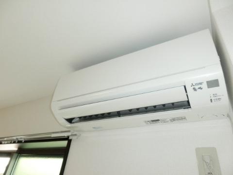 アンプルールフェール　その他設備　エアコン