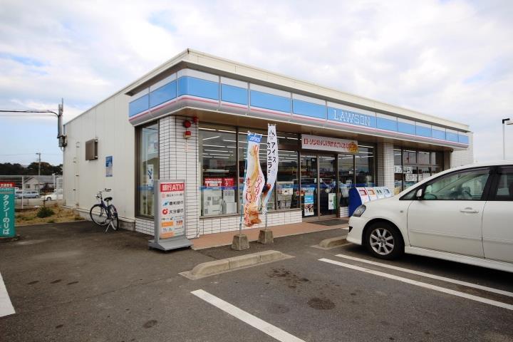 コンビニ　ローソン中津田尻店（コンビニ）まで600m