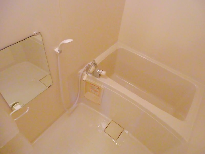 バス・シャワールーム　写真は201号室