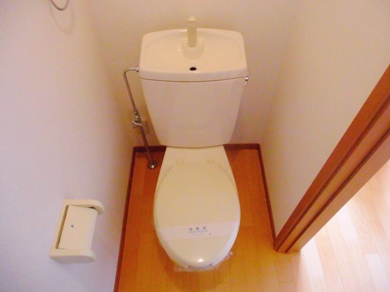 トイレ　写真は201号室