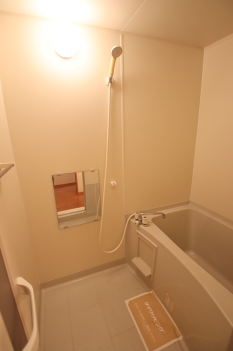 バス・シャワールーム　きれいなお風呂です