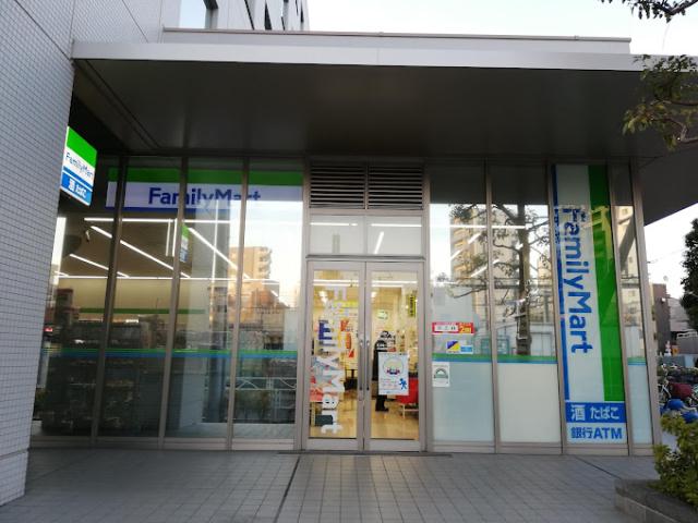 その他　【コンビニエンスストア】ファミリーマート　東武鉄道本社店（その他）まで746m