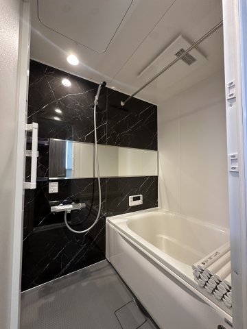 バス・シャワールーム　00864-203