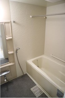 バス・シャワールーム　バス