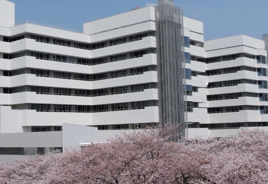 病院　自衛隊中央病院（病院）まで976m