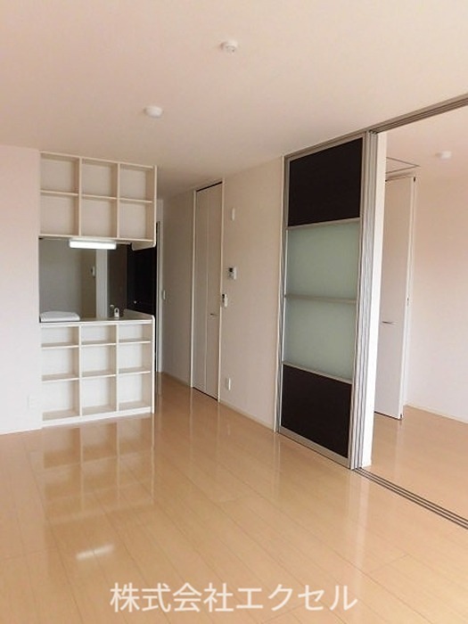 居室・リビング　明るいお部屋です。