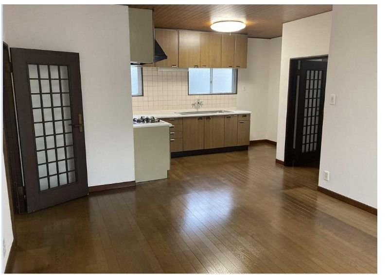 居室・リビング　☆明るい洋室☆