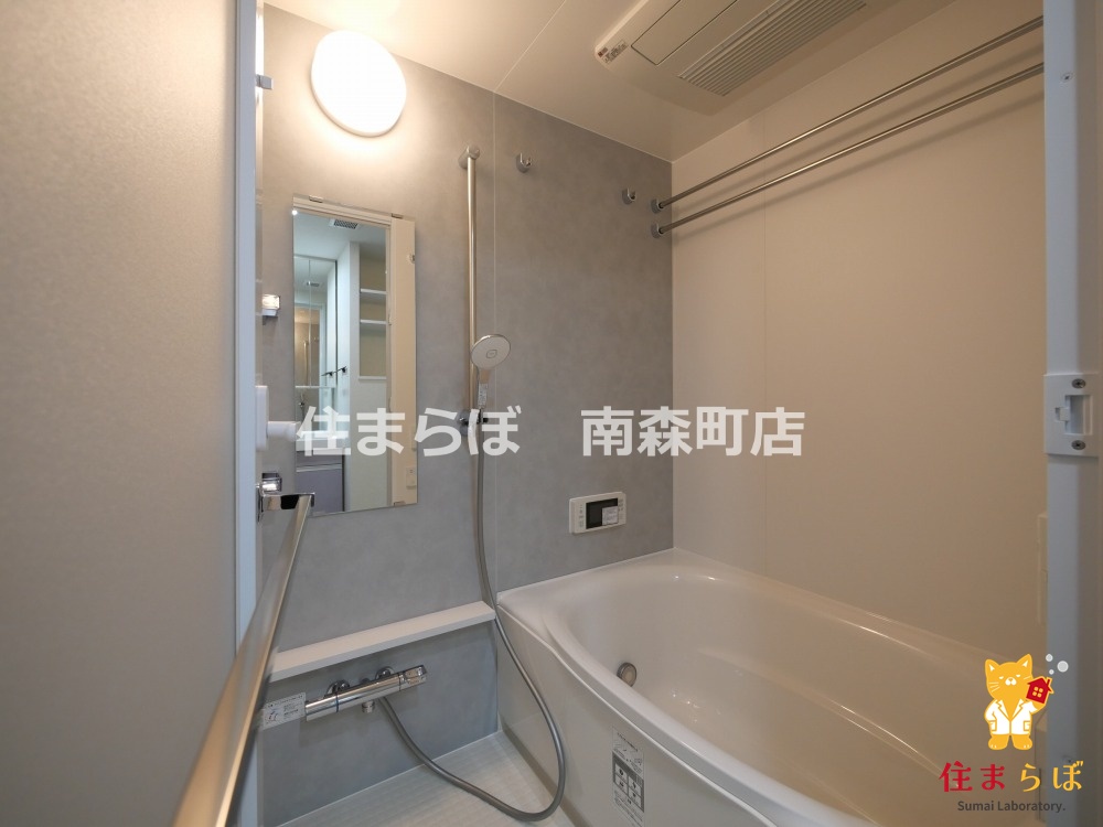 バス・シャワールーム　「見た目じゃなく、心に“しっくりくる”を大切に。」