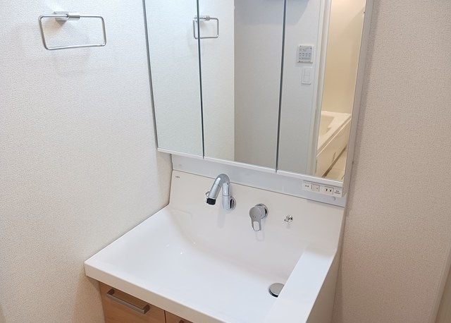 洗面設備　同仕様