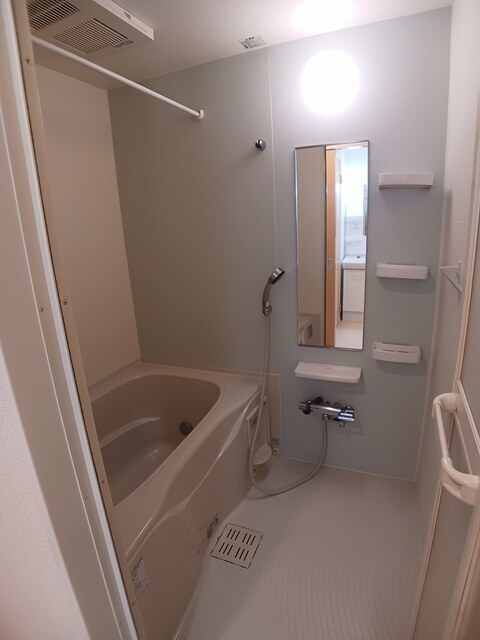 バス・シャワールーム　★浴室乾燥機能・追い焚き機能付きバスルーム★