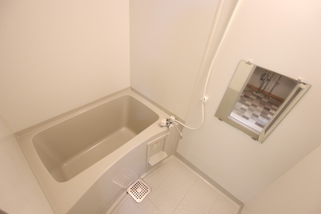 バス・シャワールーム　浴室