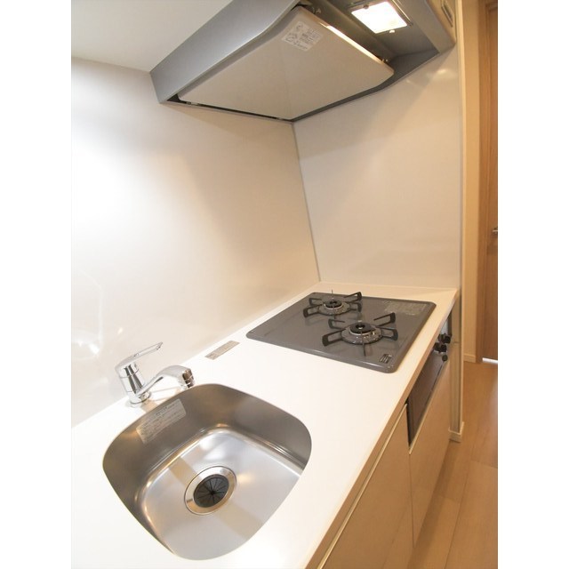 キッチン　コンパクトなキッチンで掃除もラクラク