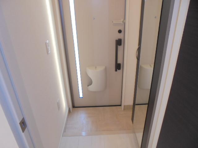 玄関　玄関（イメージ）