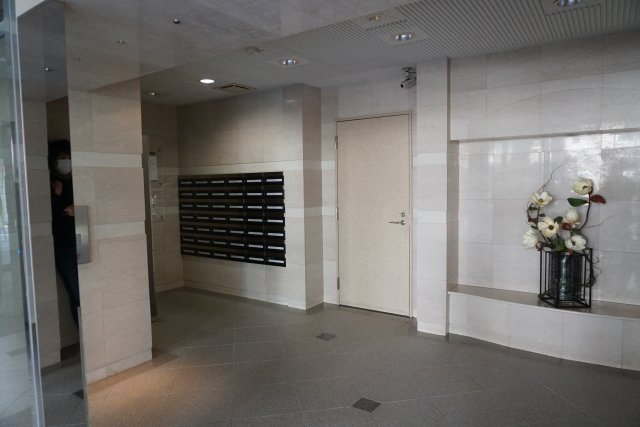 エントランス　清潔なエントランスです