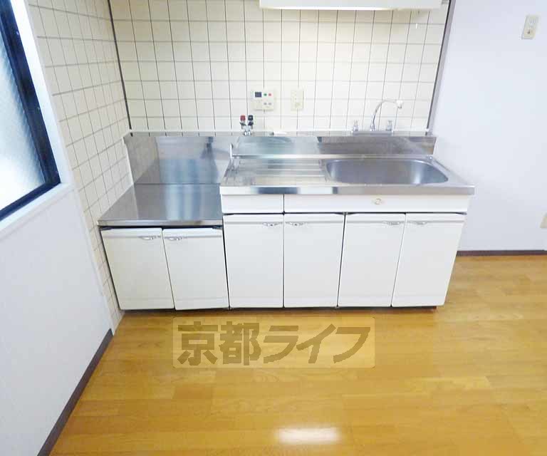 キッチン　キッチンです。