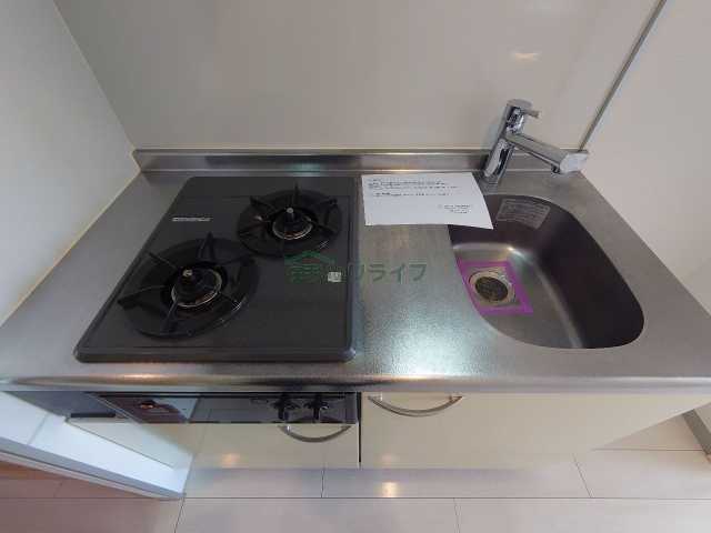 キッチン　※参考写真です。同じ間取りの別部屋になります。