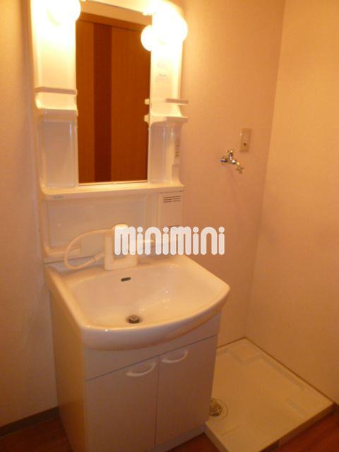 洗面設備　洗面台、洗濯機置き場