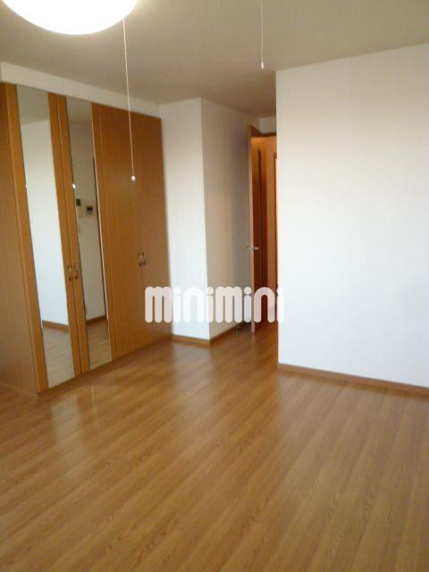 居室・リビング　ベランダ側から