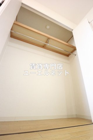 収納　クローゼット付きでお部屋もスッキリ♪