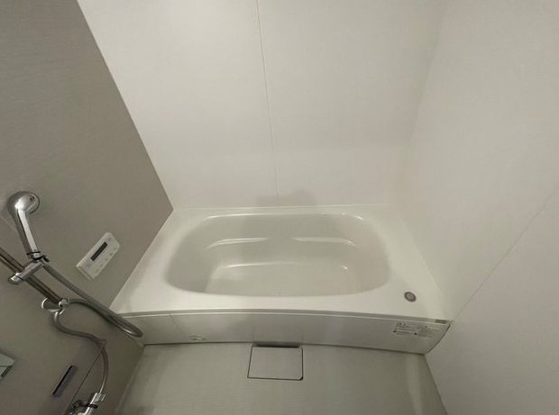 バス・シャワールーム　同物件別部屋参考写真です。