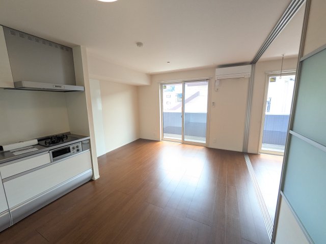 居室・リビング　202 LDK-洋室