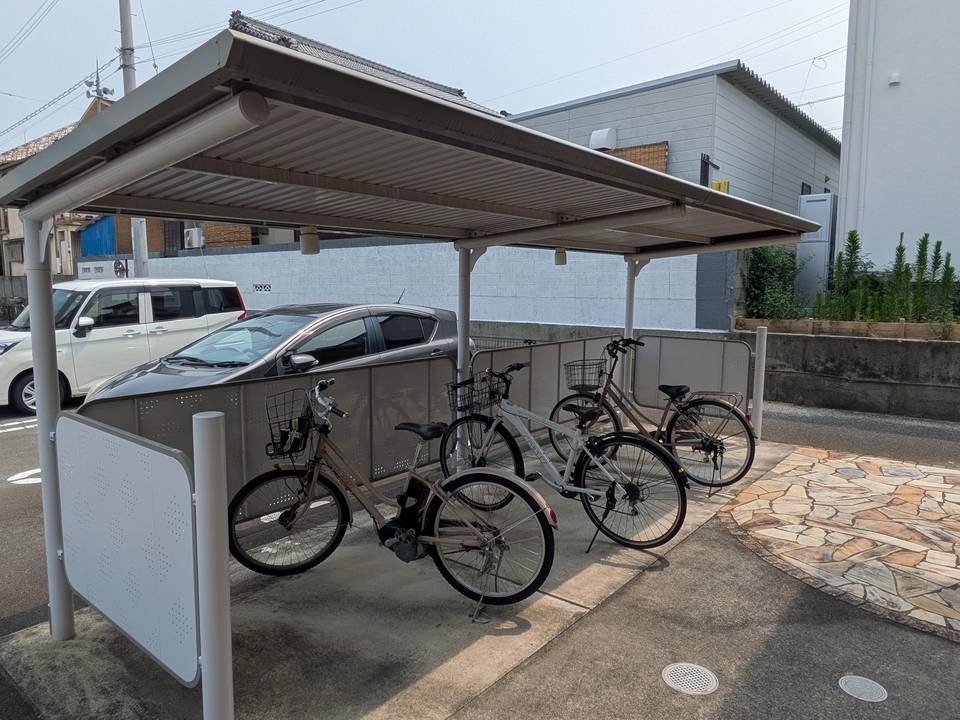 駐車場　駐輪場