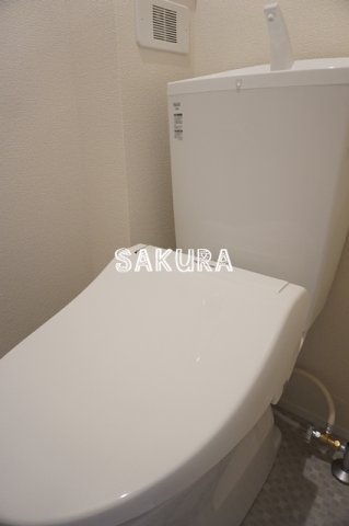 トイレ　落ち着いた色調のトイレです♪※同施工