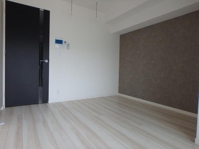 居室・リビング　広々居室