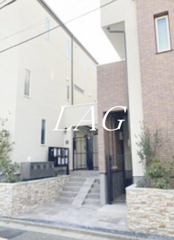 エントランス　門扉です。