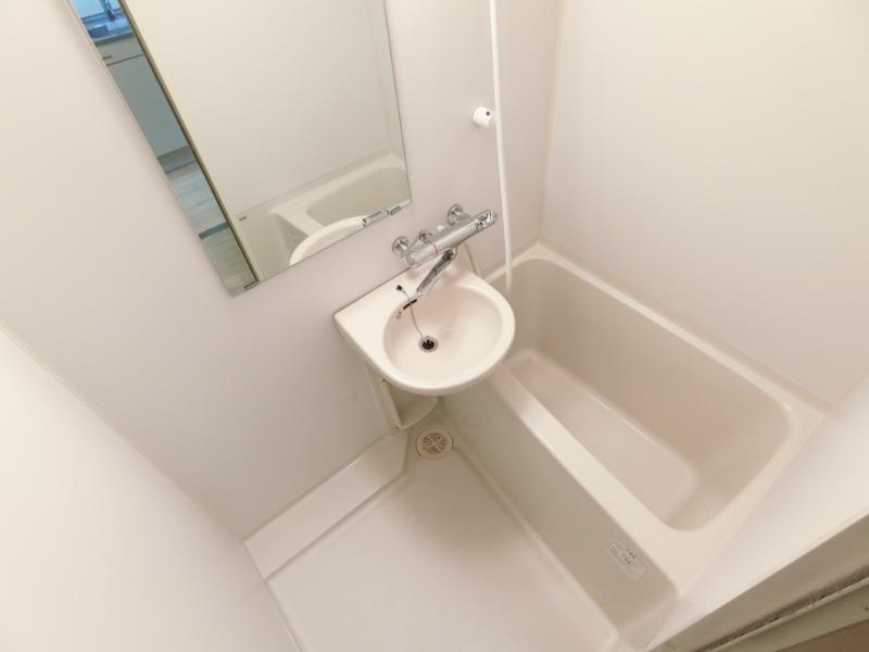 バス・シャワールーム　同施工会社施工物件の参考写真になります※現況優先