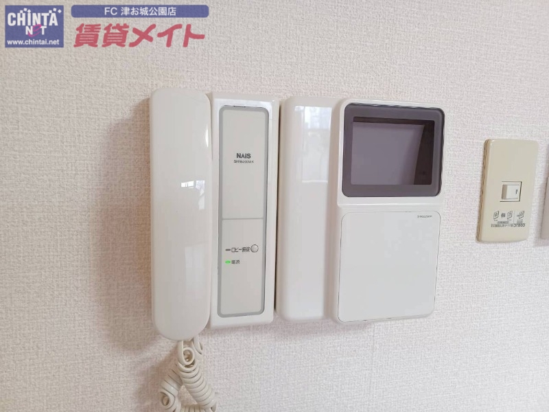 セキュリティ　同型参考写真