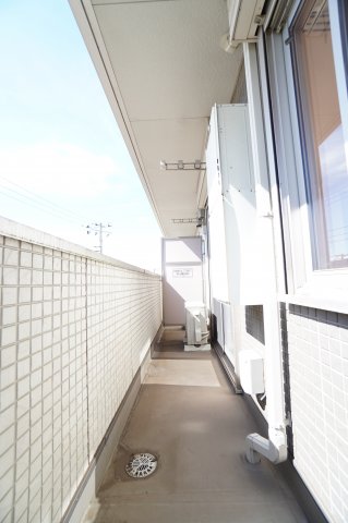 バルコニー　※同物件・同タイプの写真です。