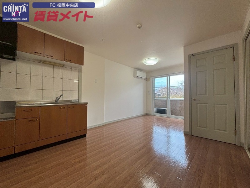 居室・リビング　同一タイプ部屋写真