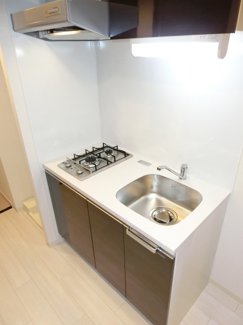 キッチン　同物件別号室の写真です。