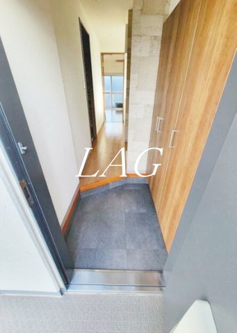 玄関　玄関です。