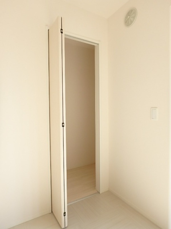 収納　図面と現状に相違がある場合には現状を優先