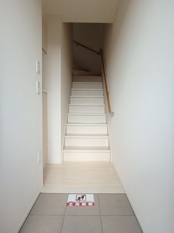 玄関　図面と現状に相違がある場合には現状を優先