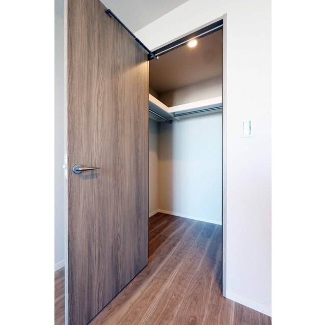 収納　※参考写真（同建物の別のお部屋のお写真となります）