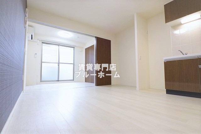 居室・リビング　8.8帖のLDKです！