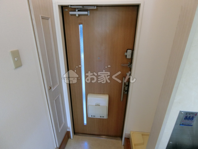 玄関　シューズボックス付