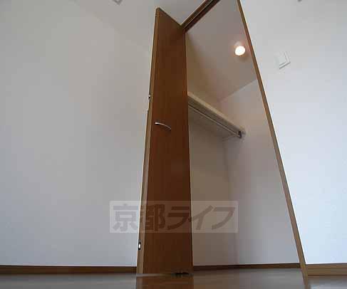 収納　荷物の多い方も安心。ウォークインクローゼットです