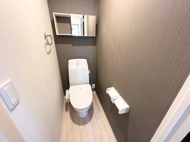 トイレ　シャワー付トイレ