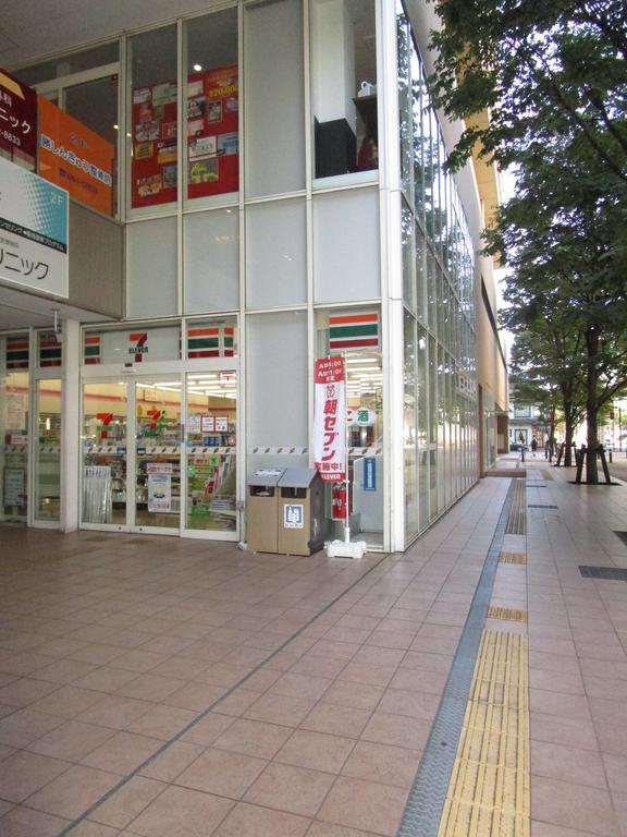 コンビニ　セブンイレブン小倉香春口2丁目店（コンビニ）まで209m