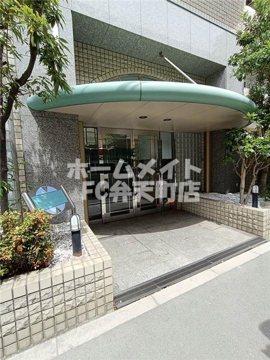 エントランス　毎日通るエントランスはこのようになっています