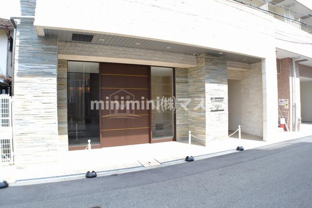 エントランス　高級感溢れるエントランス