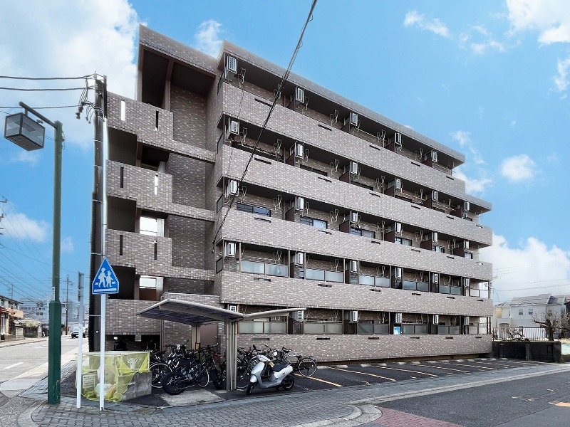 シーズンコート野並