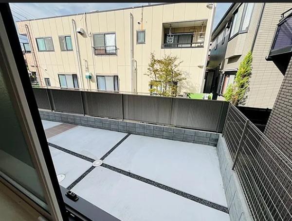 バルコニー